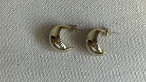 Shashi Hoop Earrings Gold Tone New